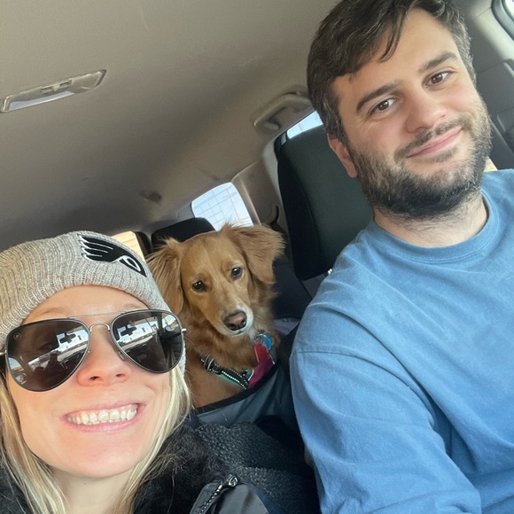 Meet your Posher, Ani - Picture 2 of 3